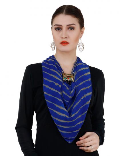 blue-wedding-scarf-navrattan-pendant-