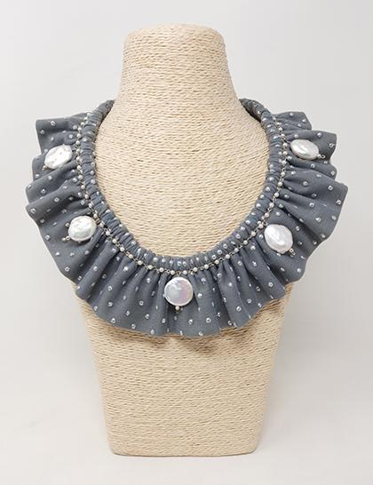 grey--pearl-choker-necklace-