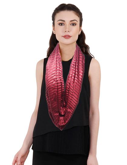 maroon-hand-sequined-l-magnetic-scarf