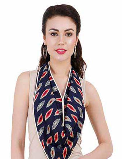 navywhite-geometric-vneck-scarf