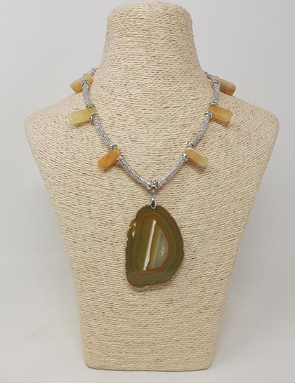 yellow-agate-sparkly-necklace-